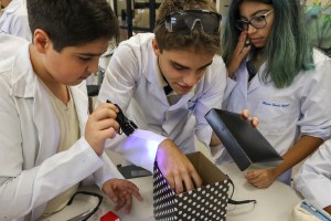 Experiencia com luminescencia EM01M2 2019-05-15 FT (4)-2 Experiencia com luminescencia EM01M2 2019-05-15 FT (4)-2